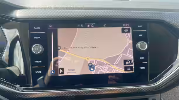 VOLKSWAGEN T-CROSS 15 / 23