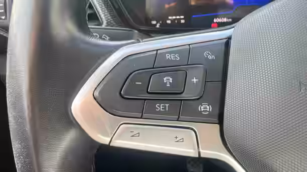 VOLKSWAGEN T-CROSS 18 / 23