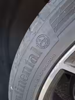 VOLKSWAGEN TIGUAN 24 / 26