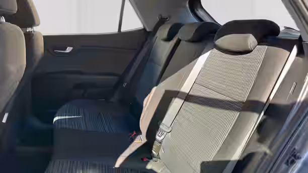 KIA STONIC 12 / 27