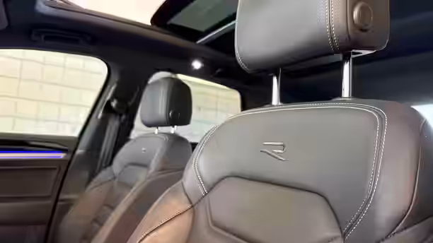 VOLKSWAGEN TOUAREG 26 / 26