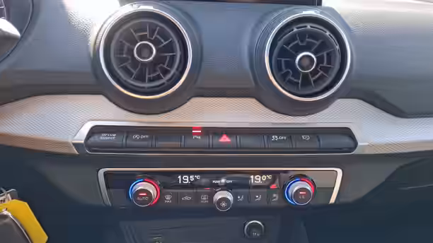AUDI Q2 21 / 42