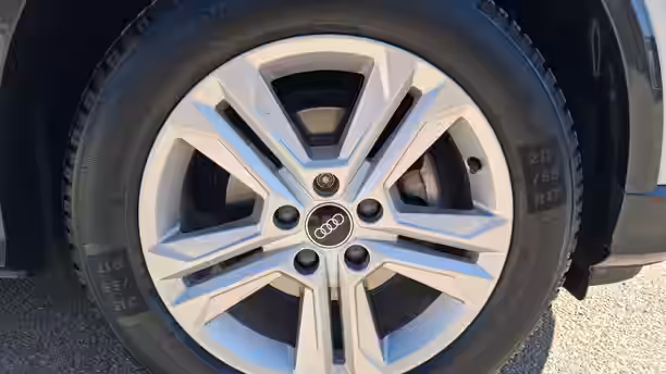 AUDI Q2 42 / 42