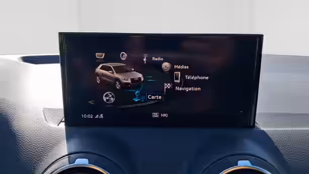 AUDI Q2 17 / 42