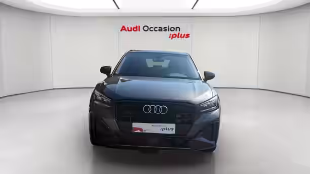 AUDI Q2 8 / 24