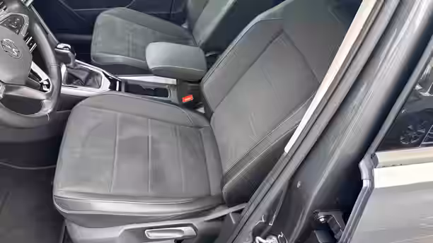 VOLKSWAGEN T-ROC 19 / 32