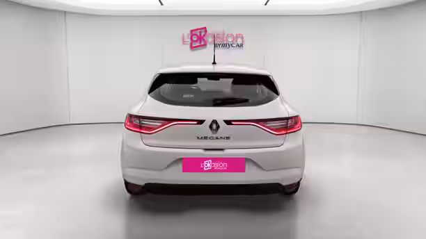 RENAULT MEGANE IV BERLINE BUSINESS 4 / 22