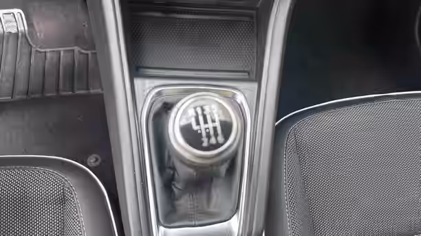 RENAULT CAPTUR 22 / 24