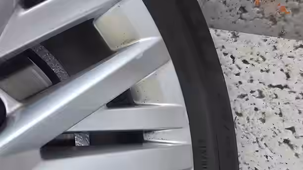 VOLKSWAGEN T-ROC 27 / 28