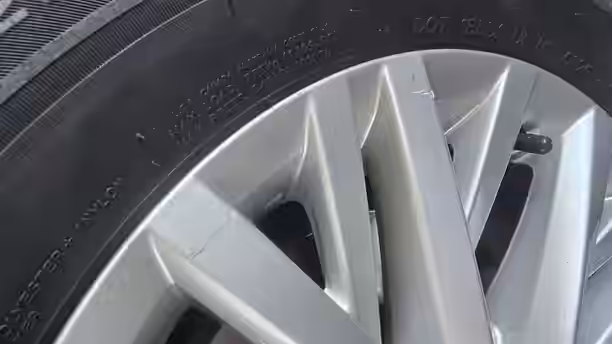 VOLKSWAGEN T-ROC 24 / 28