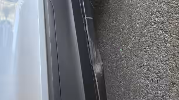 VOLKSWAGEN T-ROC 28 / 28