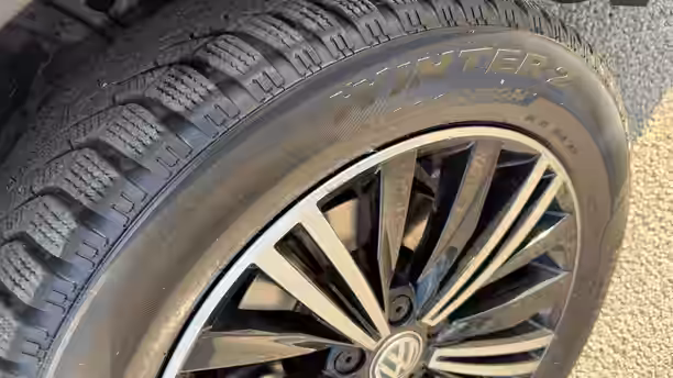 VOLKSWAGEN TIGUAN 41 / 43