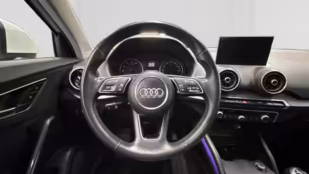 AUDI Q2 10 / 33
