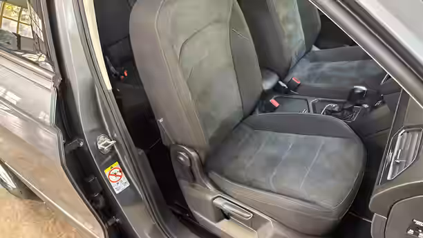 VOLKSWAGEN TIGUAN ALLSPACE 32 / 36