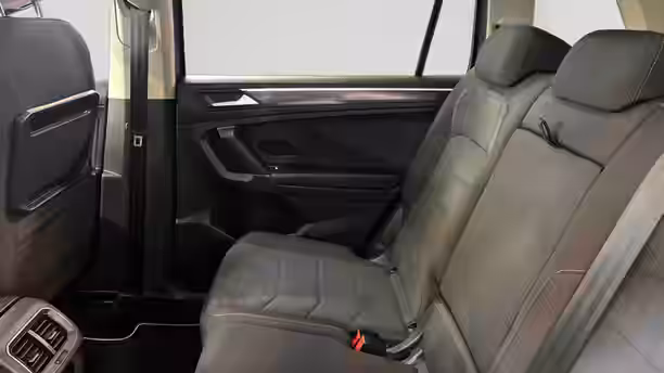 VOLKSWAGEN TIGUAN ALLSPACE 30 / 36