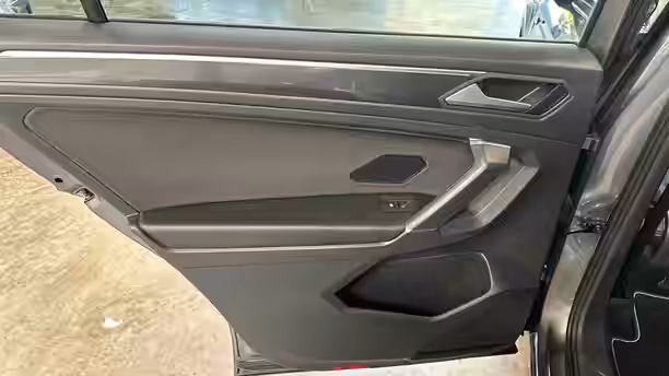 VOLKSWAGEN TIGUAN ALLSPACE 23 / 36