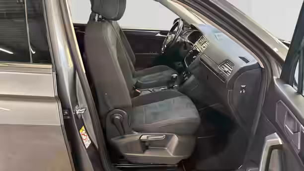 VOLKSWAGEN TIGUAN ALLSPACE 34 / 36