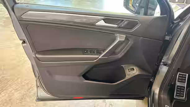 VOLKSWAGEN TIGUAN ALLSPACE 22 / 36
