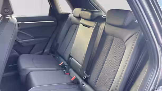 AUDI Q3 12 / 31