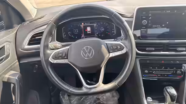 VOLKSWAGEN T-ROC 10 / 27