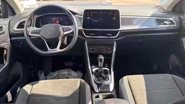 VOLKSWAGEN T-ROC 9 / 27