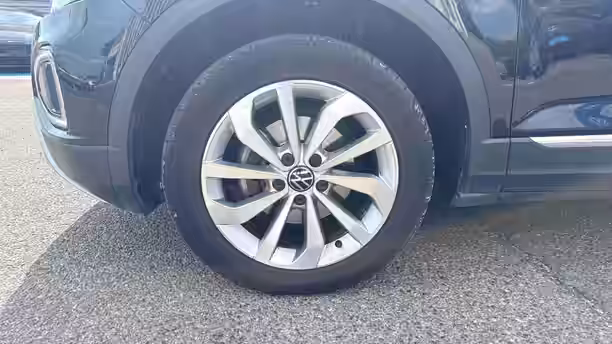 VOLKSWAGEN T-ROC 11 / 27