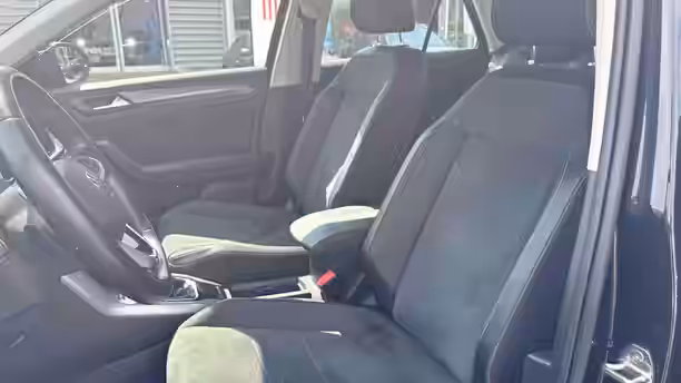 VOLKSWAGEN T-ROC 17 / 27