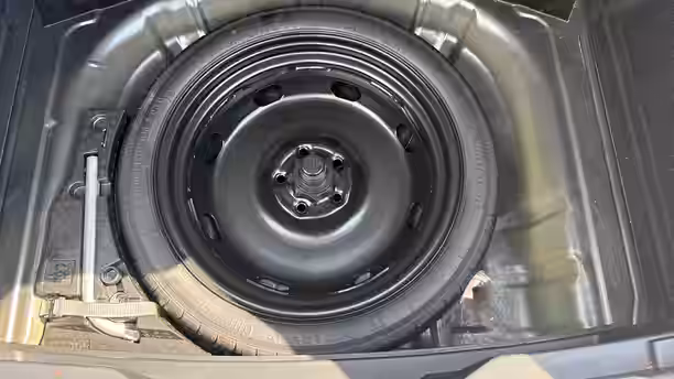 VOLKSWAGEN T-ROC 15 / 27
