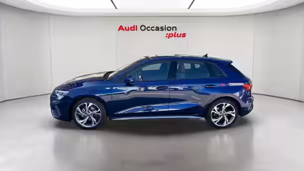 AUDI A3 SPORTBACK 2 / 24