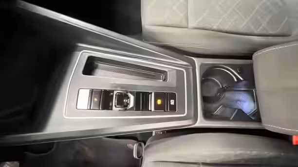 VOLKSWAGEN GOLF 22 / 23