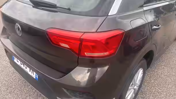 VOLKSWAGEN T-ROC 37 / 47