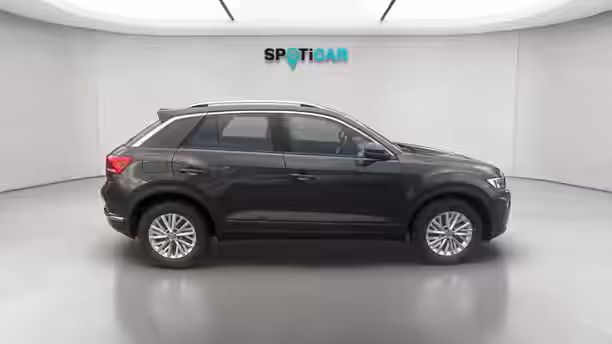 VOLKSWAGEN T-ROC 6 / 47