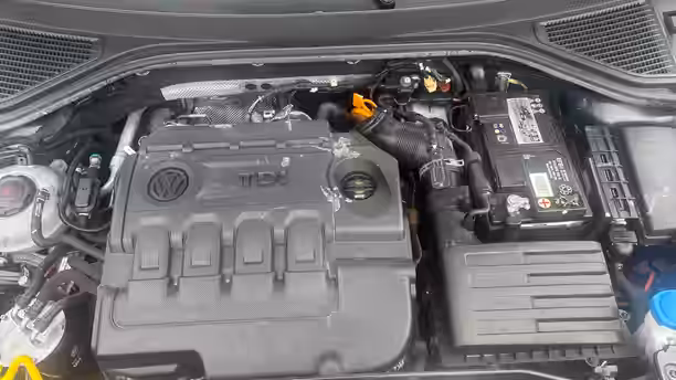 VOLKSWAGEN T-ROC 40 / 47
