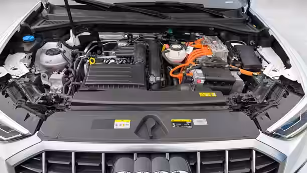 AUDI Q3 15 / 32
