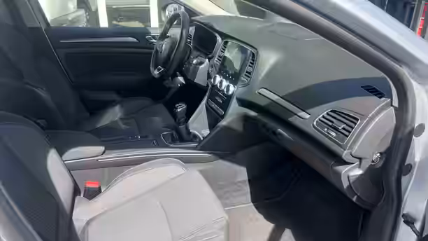 RENAULT MEGANE IV BERLINE 22 / 22