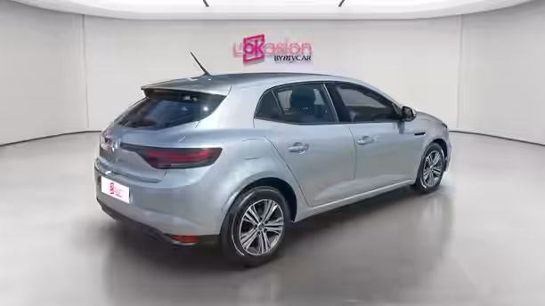 RENAULT MEGANE IV BERLINE 5 / 22