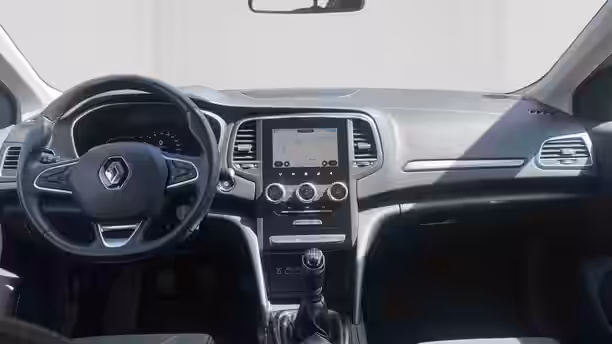 RENAULT MEGANE IV BERLINE 9 / 22