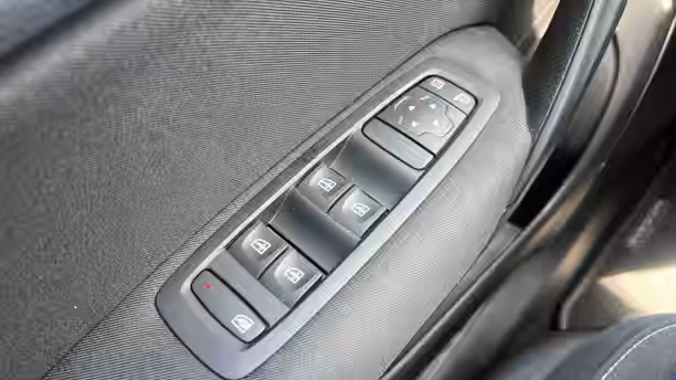 RENAULT MEGANE IV BERLINE 19 / 22