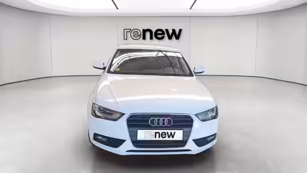 AUDI A4 8 / 22