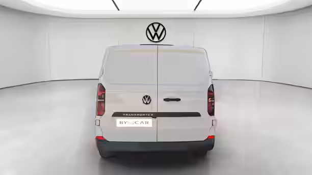 VOLKSWAGEN UTILITAIRES TRANSPORTER VAN 4 / 14