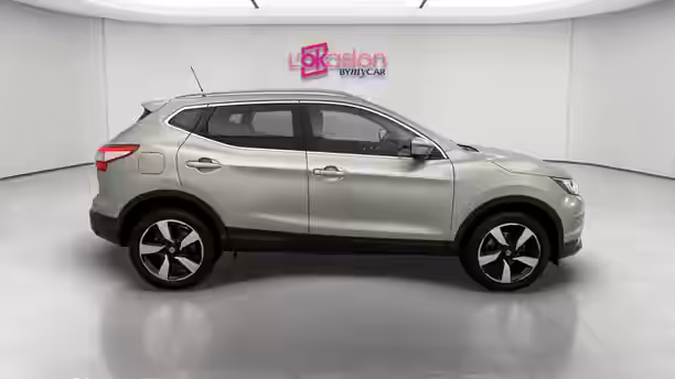 NISSAN QASHQAI 6 / 25