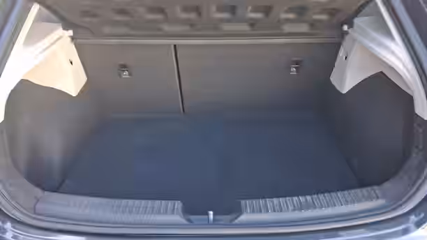 SEAT LEON BUSINESS 13 / 27