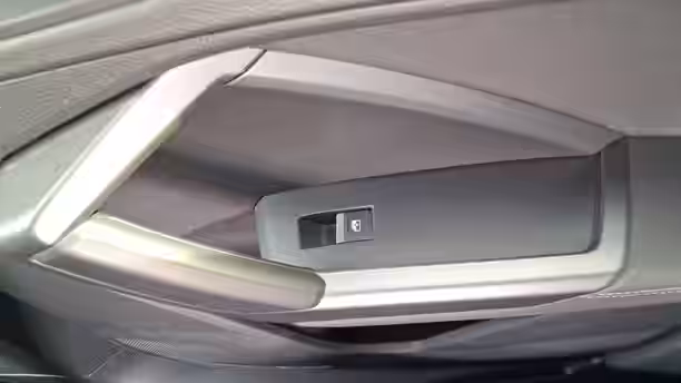 AUDI Q3 24 / 66