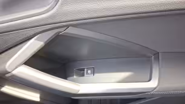 AUDI Q3 44 / 66