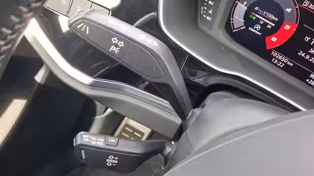 AUDI Q3 37 / 66