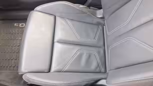 AUDI Q3 48 / 66