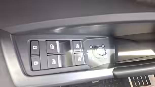 AUDI Q3 40 / 66