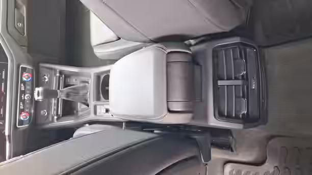 AUDI Q3 23 / 66