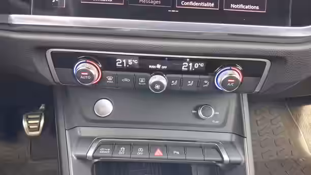AUDI Q3 21 / 66