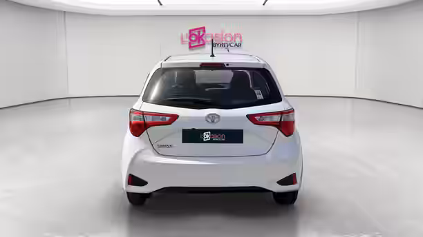 TOYOTA YARIS MY19 4 / 32